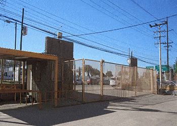 nave industrial en la mesa